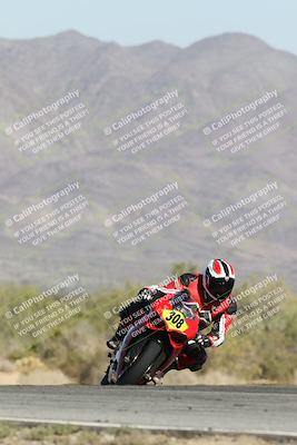 media/Dec-01-2025-Moto Forza (Mon) [[2daa91e15f]]/2-Intermediate Group/Session 2 Turn 9 Entry/